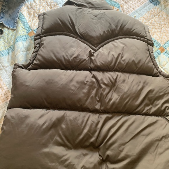 TRUE RELIGION VEST LIKE NEW100%Authentic - Picture 2 of 5